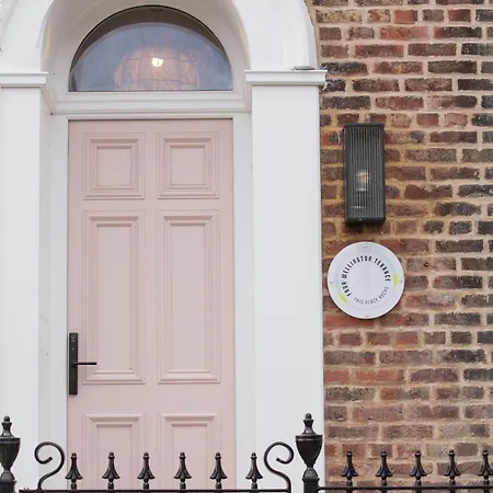 4 Wellington Terrace ويتبي